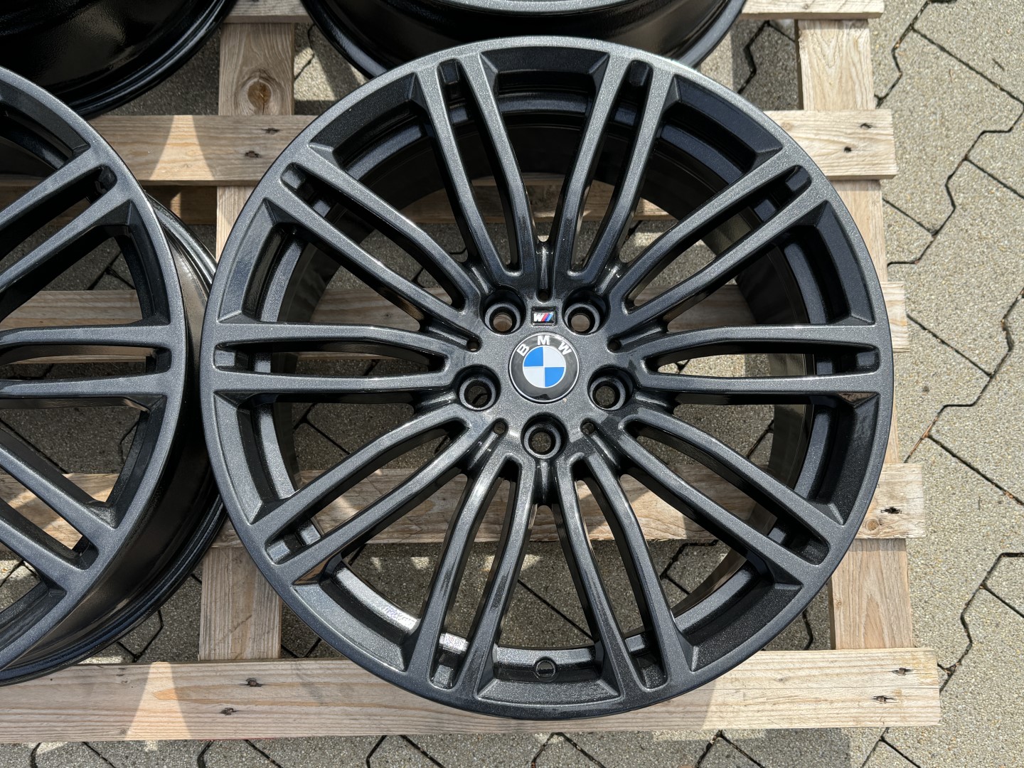 R19 5x112 Original BMW Style M664 - 5 series G30 G31 - 8J ET30 OE 7855083