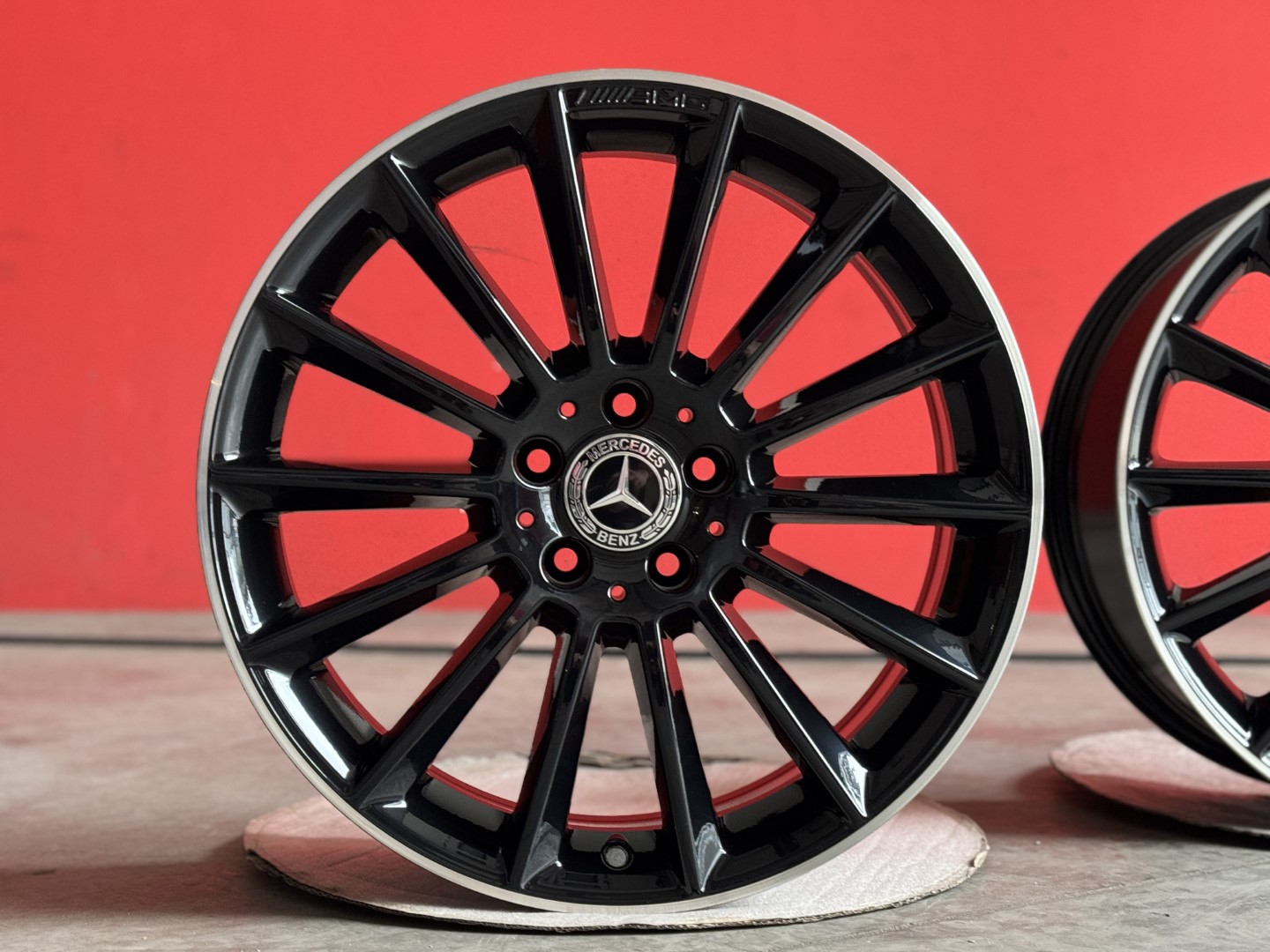 R19 5x112 Original Mercedes AMG ring W177 A-Class W247 B-Class CLA X118 C118 GLA VITO V CLASS - 7.5J ET49 OE A1774011600