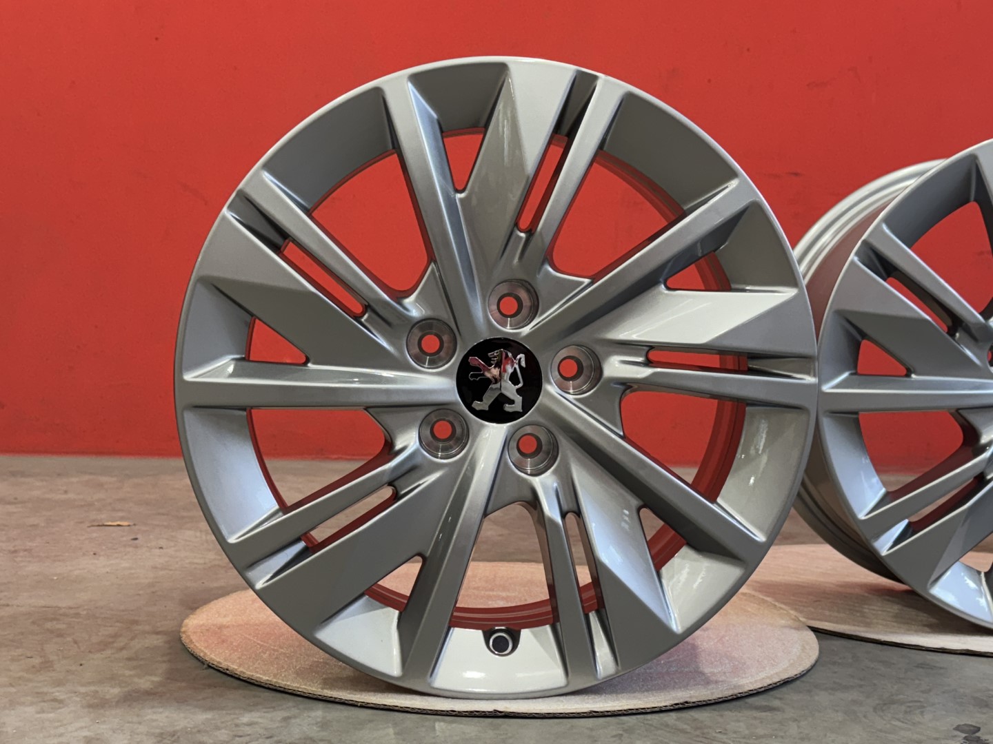  R16 4x108 Original Peugeot 508 7J ET40 OE 9814117777